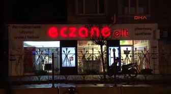 Nöbetçi Eczaneler 'Kepenk Arkasından Satış' Uygulamasına Başladı