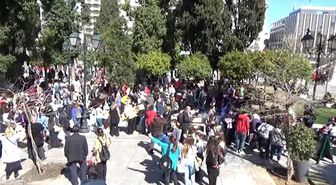 Atina'da Sığınmacılar İçin Yardım Kampanyası Düzenlendi