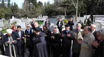 Çetin Emeç Mezarı Başında Anıldı