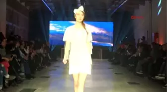 Denizli Fashion Week'te Bornozdan Gelinlik