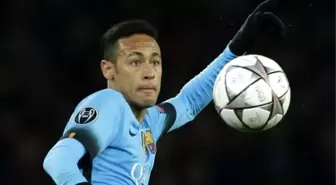 Neymar Bir Yere Gitmiyor'