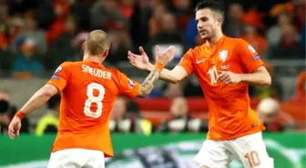 Hollanda Milli Takımı'nda Sneijder Var, Van Persie Yok