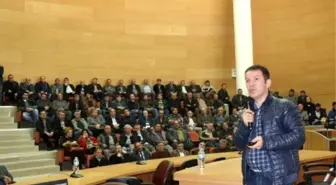 Akhisarlı Çiftçiler Eğitim Toplantısında Buluştu