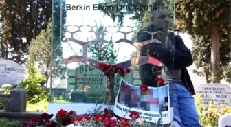 Berkin Elvan 'In Mezarı Başında Terör Örgütü Propagandası