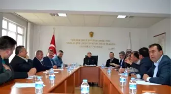 Merkez İlçeye Bağlı Köy Muhtarları ile İstişare Toplantısı Yapıldı