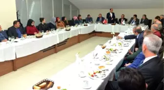 Başkan Edebali'ye Mesafeleri Kısaltan Ziyaret