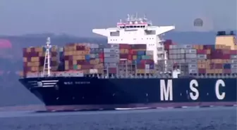 Dev Konteyner Gemisi Çanakkale Boğazı'ndan Geçti - Çanakkale