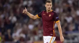 Edin Dzeko, Fenerbahçe ve Beşiktaş ile Görüşüyor