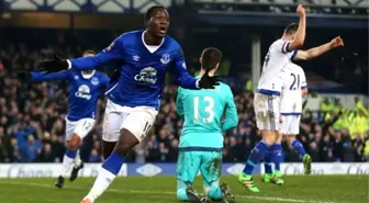 Everton, Chelsea'yi 2-0 Yenerek Kupada Yarı Finale Yükseldi