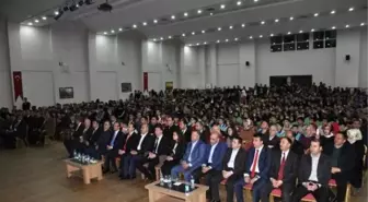 İstiklal Marşı'nın Kabulü ve Mehmet Akif Ersoy'u Anma Programı Düzenlendi