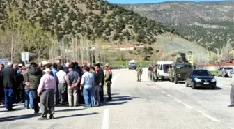 Tokat-Amasya Yolunu Kapatıp Hes'i Protesto Ettiler