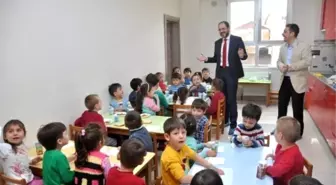 Başkan Ayaz Vali İhsan Dede Okulunu Ziyaret Etti