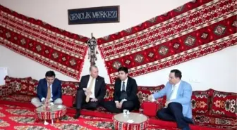 Genel Müdür Yardımcısı Emre Topoğlu'dan Gençlik Merkezine Ziyaret