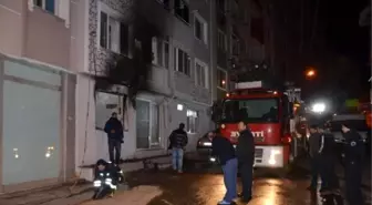 Yangında Can Pazarı: 17 Kişi Dumandan Etkilendi