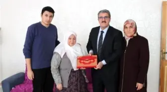 İşkur İl Müdürü Toman, Şehit Ailesini Ziyaret Etti