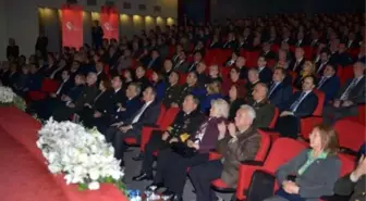 İzmir'de Şehit Yakınları ve Gazilere Devlet Övünç Madalyası