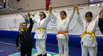 Yunusemre'nin Judo'daki Başarıları Sürüyor