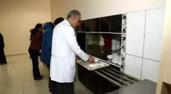 Erü Hastaneleri Personeli Öğle Yemeğinde 'Çanakkale Menüsü' Yedi