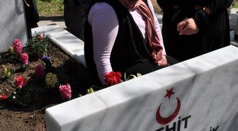 Şehitler Duygu Yüklü Törenle Anıldı