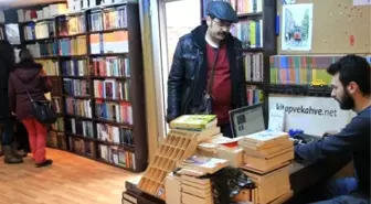 Kütahya'da 10 Bin Kişi Kitap Kiraladı