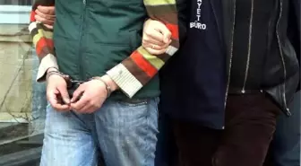 Tartıştığı İş Arkadaşını Bıçakladı