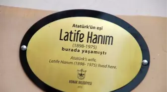 Latife Hanım'ın Doğduğu Tarihi Konak Dökülüyor