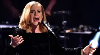 Adele'in Özel Fotoğrafları Hacklendi