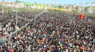 Diyarbakır Nevruz Kutlamasında Sıkı Güvenlik Önlemleri(2)