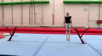 Göksu Cimnastiğe Minik Lina ile Döndü