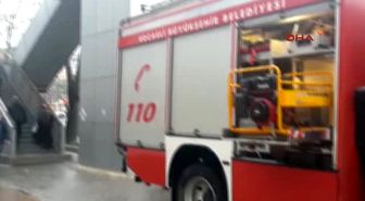Gölcük - Üst Geçit Asansöründe Mahsur Kaldılar
