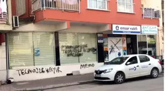 Mersin'de Ensar Vakfı temsilciliği protesto edildi