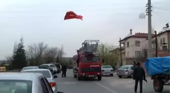 Şehit Özel Harekat Polisi Osman Belkaya'nın Babaevine Acı Haber Ulaştı