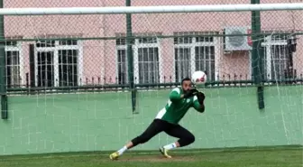 Manisa Büyükşehir Belediyespor'lu İlker Umut Dolu