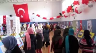 İmam Hatip Öğrencileri Resim Sergisini Gezdi