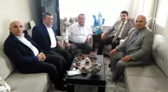 Kartepe Belediyesi, Muhtarların Yanında