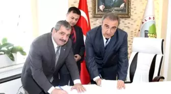 Alaşehir Belediyesi'nde Gelenek Yine Bozulmadı