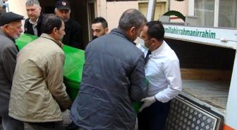 'Kızıma İyi Bakın' Yazılı Not Bırakıp İş Yerinde İntihar Etti