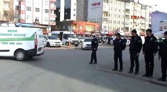 Kayseri - Oğlunun Şehit Olduğunu Öğrenen Anne Bayıldı