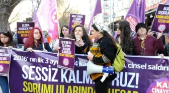 Kadın Cinayetlerini Protesto Ettiler