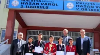 Öğrenciler, Grup Birincisi Olarak Malatya'ya Döndü