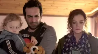 Aşk Yeniden 49. Yeni Bölümde Fatih ve Zeynep Kaçıyor - İzle