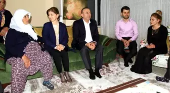 Bakan Çavuşoğlu'dan Antalya'da Taziye Ziyaretleri (2)