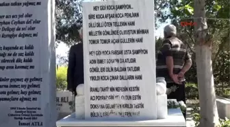 Dünya ve Olimpiyat Şampiyonu İsmet Atlı, Mezarı Başında Anıldı