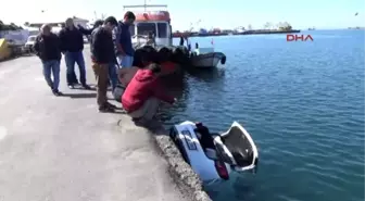 Ereğli El Freni Çekilmeyen Otomobil Denize Düştü