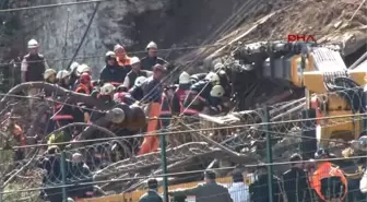 Gülhane Parkı'nda 2 Kişiyi Arama -Kurtarma Çalışmaları Sürüyor