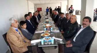 Kaymakam, Korucularla Bir Araya Geldi