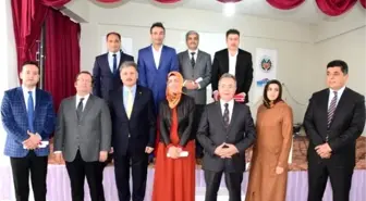 Kuluncak'ta Aile İçi İletişim Seminerleri Verildi