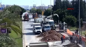 Patlayan Fosseptik Trafiği Kilitledi