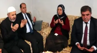 Yöneticilerden Şehit Ailesine Ziyaret