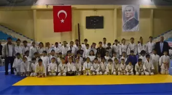 Adana ve Türk Cumhuriyetleri Judo Müsabakaları